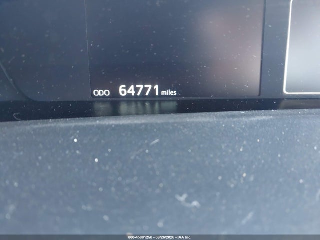 JTDKARFUXL3117592 Toyota PRIUS XLE