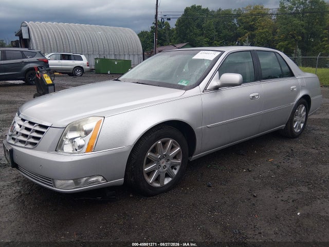 2010 Cadillac Dts 1sc მანქანა იყიდება აუქციონზე, vin: 1G6KD5EY3AU130215, აუქციონის ნომერი: 45901271