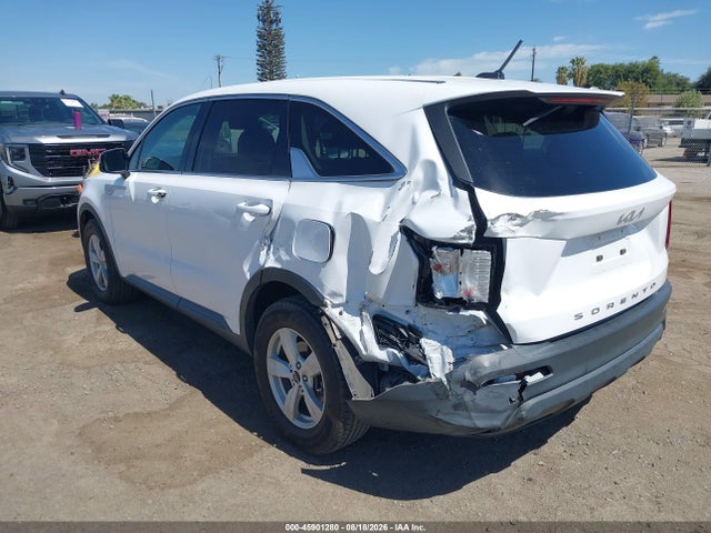 KIA SORENTO LX 2022 5XYRG4LC9NG098785 Image 3