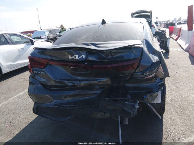 2024 Kia Forte Gt-line მანქანა იყიდება აუქციონზე, vin: 3KPF54AD0RE755450, აუქციონის ნომერი: 45901299