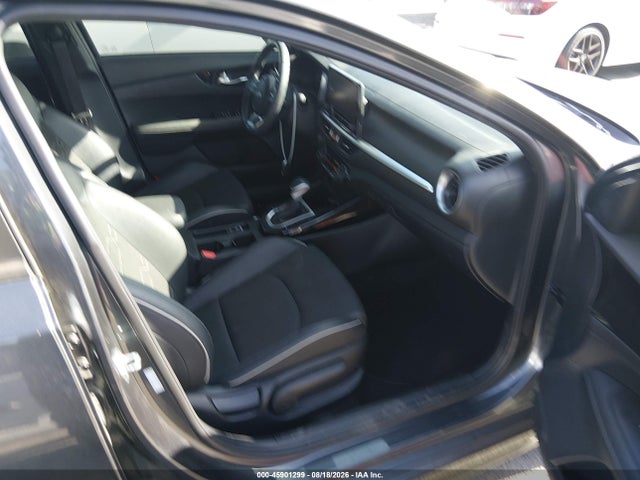 2024 Kia Forte Gt-line მანქანა იყიდება აუქციონზე, vin: 3KPF54AD0RE755450, აუქციონის ნომერი: 45901299