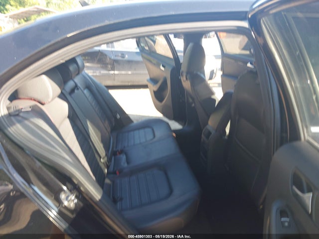 Продажа на аукционе авто 2017 Volkswagen Jetta Gli, vin: 3VW4T7AJ1HM296046, номер лота: 45901303