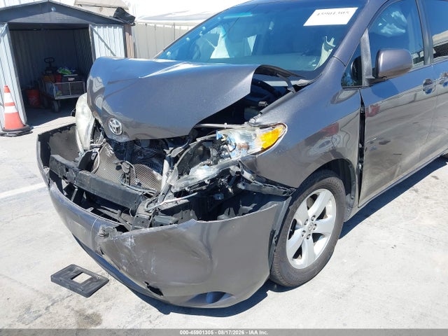 Toyota Sienna Le 8 Passenger 2015 5TDKK3DCXFS615847 Image 17