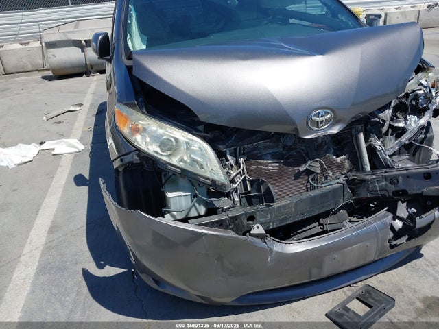 Toyota Sienna Le 8 Passenger 2015 5TDKK3DCXFS615847 Image 19