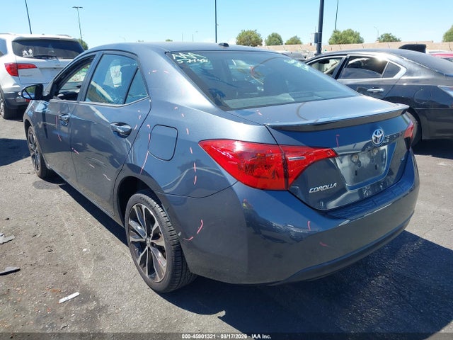 Toyota COROLLA SE 2018 5YFBURHE4JP771182 Image 3