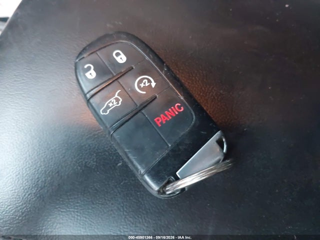 Продажа на аукционе авто 2016 Jeep Grand Cherokee Laredo, vin: 1C4RJFAGXGC504163, номер лота: 45901366