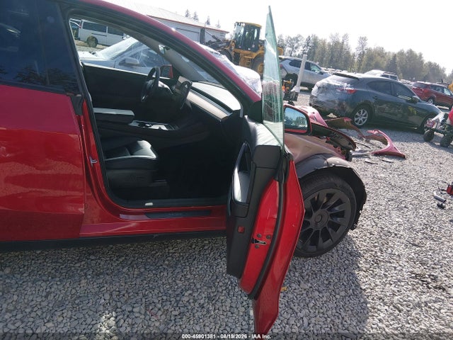 Продажа на аукционе авто 2021 Tesla Model Y Long Range Dual Motor All-wheel Drive, vin: 5YJYGDEE0MF259122, номер лота: 45901381