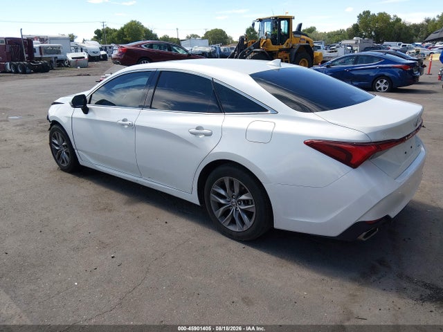 4T1AZ1FB9NU075512 Toyota AVALON XLE