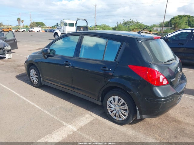 45901413 :رقم المزاد ، 3N1BC13E78L396877 vin ، 2008 Nissan Versa 1.8 S مزاد بيع
