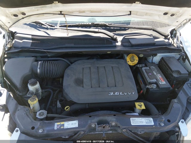 2C4RC1CG9ER249603 Chrysler Town &amp; Country Touring-l 30th Anniversary