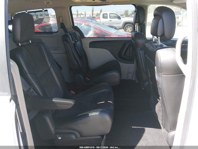 2C4RC1CG9ER249603 Chrysler Town &amp; Country Touring-l 30th Anniversary