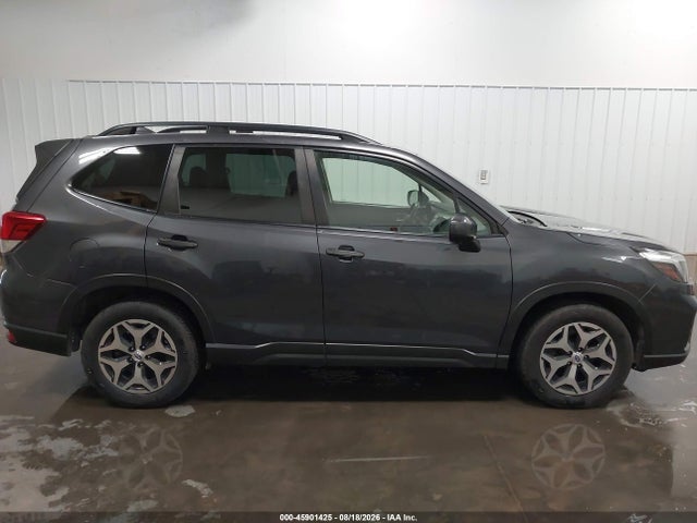 45901425 :رقم المزاد ، JF2SKAFC4MH587516 vin ، 2021 Subaru Forester Premium مزاد بيع