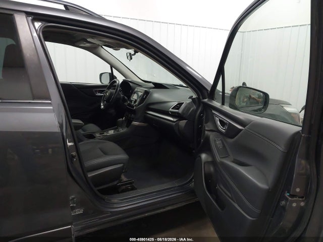 45901425 :رقم المزاد ، JF2SKAFC4MH587516 vin ، 2021 Subaru Forester Premium مزاد بيع