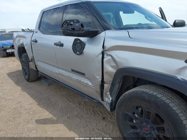 Продажа на аукционе авто 2023 Toyota Tundra Sr5, vin: 5TFLA5DB8PX069300, номер лота: 45901444