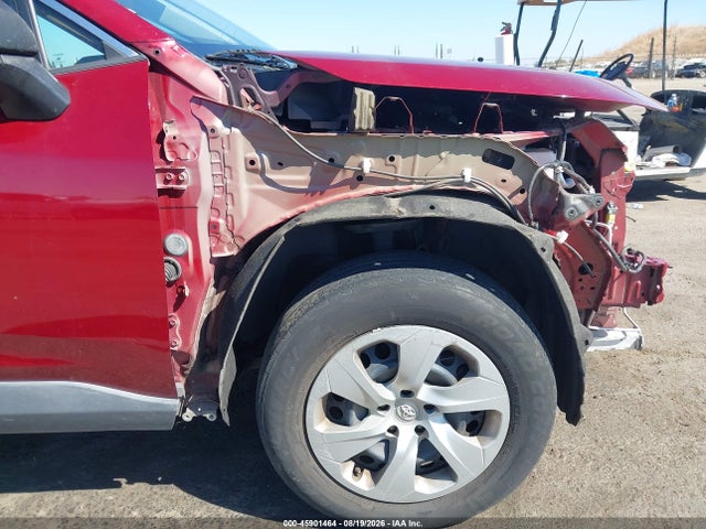 2T3F1RFV4MW151794 Toyota RAV4 LE