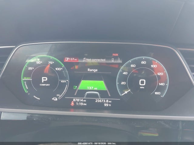 2019 Audi E-tron Premium Plus მანქანა იყიდება აუქციონზე, vin: WA1VABGE7KB009926, აუქციონის ნომერი: 45901475