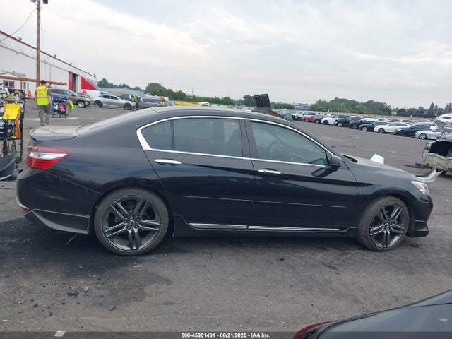 Honda Accord Touring 2016 1HGCR3F93GA011378 Image 14
