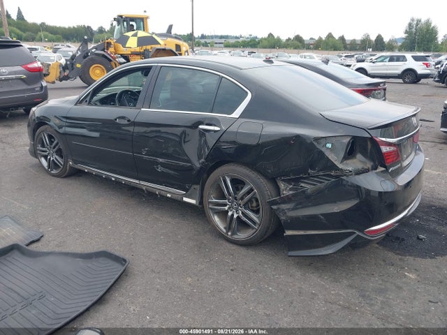 Honda Accord Touring 2016 1HGCR3F93GA011378 Image 3