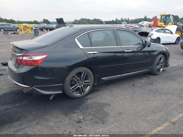 Honda Accord Touring 2016 1HGCR3F93GA011378 Image 4
