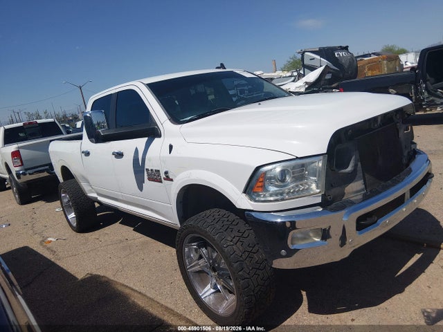 3C6UR5FLXHG559494 RAM 2500 Laramie 4x4 6&#039;4 Box