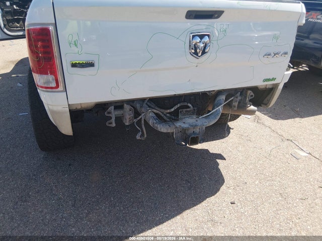 3C6UR5FLXHG559494 RAM 2500 Laramie 4x4 6&#039;4 Box