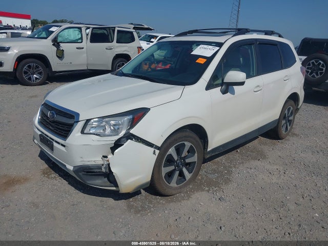 45901525 :رقم المزاد ، JF2SJAGC7JH408849 vin ، 2018 Subaru Forester 2.5i Premium مزاد بيع