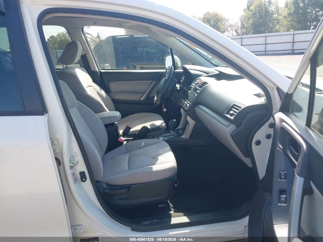 45901525 :رقم المزاد ، JF2SJAGC7JH408849 vin ، 2018 Subaru Forester 2.5i Premium مزاد بيع