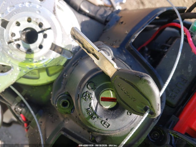 Ducati Panigale V4s 2024 ZDMDAGWW1RB007371 Image 11