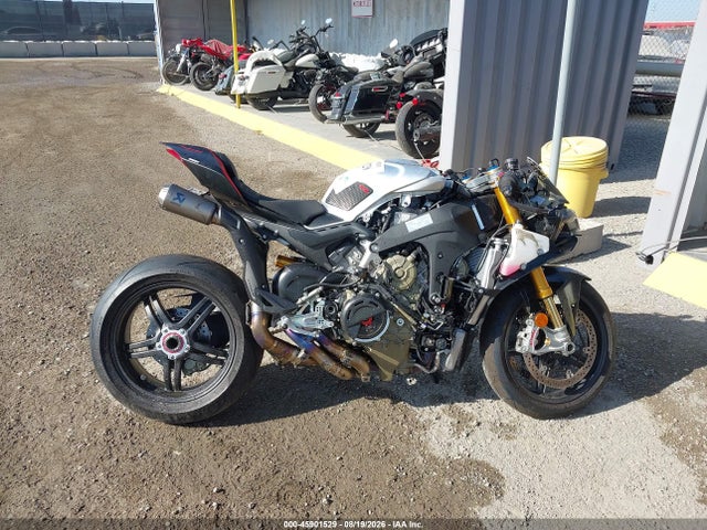 Ducati Panigale V4s 2024 ZDMDAGWW1RB007371 Image 13