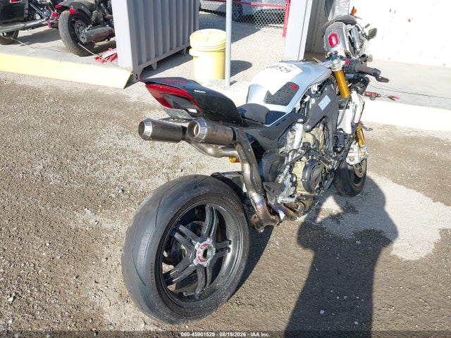 Ducati Panigale V4s 2024 ZDMDAGWW1RB007371 Image 4