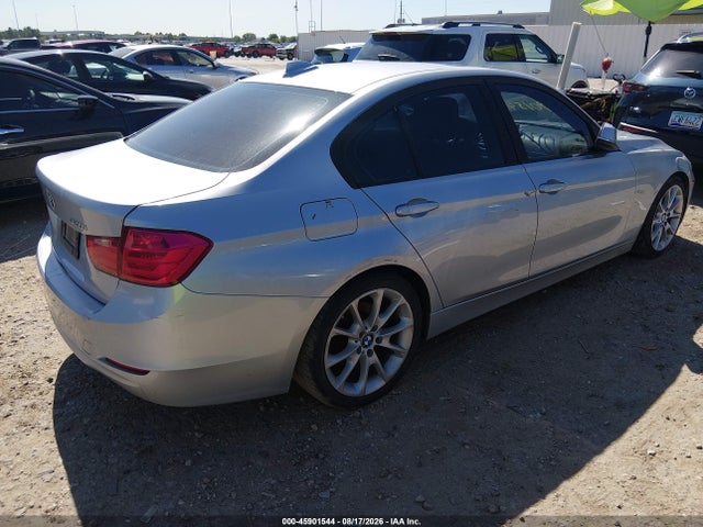 2014 Bmw 320i მანქანა იყიდება აუქციონზე, vin: WBA3B1G57ENS77508, აუქციონის ნომერი: 45901544
