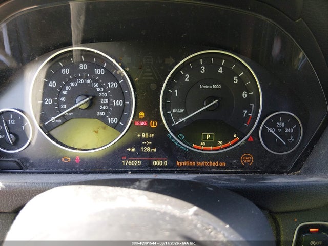 2014 Bmw 320i მანქანა იყიდება აუქციონზე, vin: WBA3B1G57ENS77508, აუქციონის ნომერი: 45901544