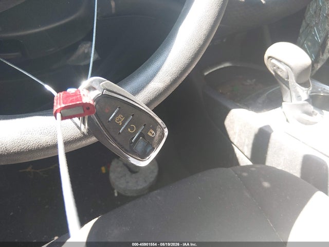 1G1ZD5ST9PF207051 Chevrolet Malibu Fwd 1lt
