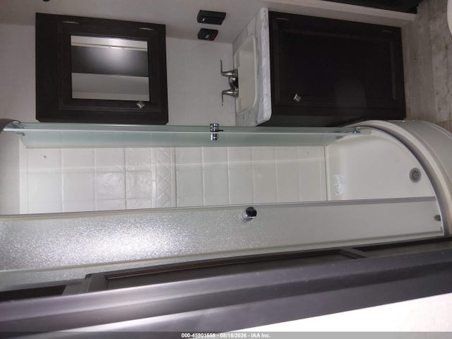 Venture Sporttrek 2019 4EZT13228K8031249 Image 15