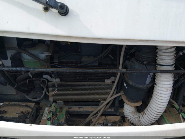 1999 Ford F550 Super Duty Stripped Chass მანქანა იყიდება აუქციონზე, vin: 3FCMF53S6XJA35709, აუქციონის ნომერი: 45901654