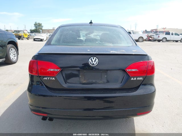 2013 Volkswagen Jetta 2.5l Sel მანქანა იყიდება აუქციონზე, vin: 3VWLP7AJ9DM451484, აუქციონის ნომერი: 45901685
