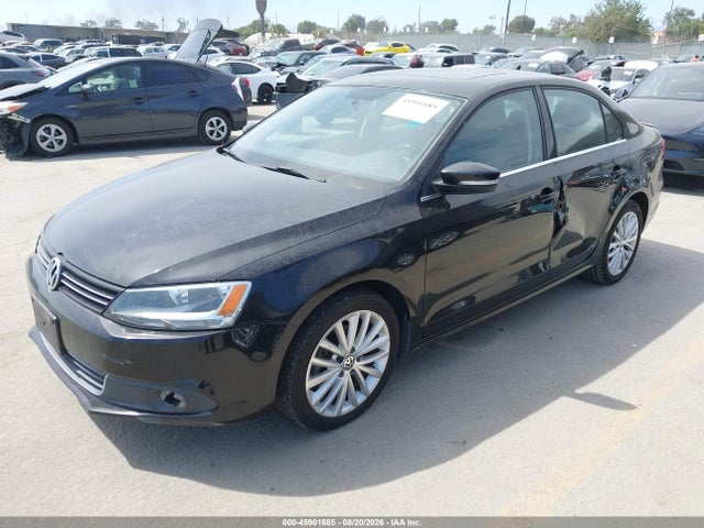 2013 Volkswagen Jetta 2.5l Sel მანქანა იყიდება აუქციონზე, vin: 3VWLP7AJ9DM451484, აუქციონის ნომერი: 45901685