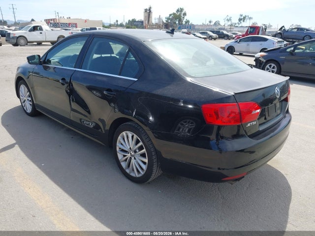 2013 Volkswagen Jetta 2.5l Sel მანქანა იყიდება აუქციონზე, vin: 3VWLP7AJ9DM451484, აუქციონის ნომერი: 45901685