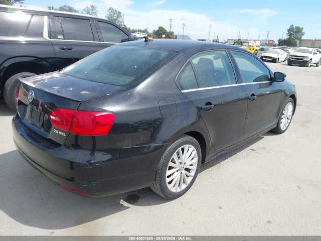 2013 Volkswagen Jetta 2.5l Sel მანქანა იყიდება აუქციონზე, vin: 3VWLP7AJ9DM451484, აუქციონის ნომერი: 45901685