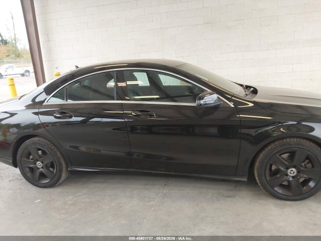 WDDSJ4EB1JN588685 Mercedes-Benz CLA 250