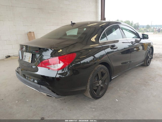WDDSJ4EB1JN588685 Mercedes-Benz CLA 250