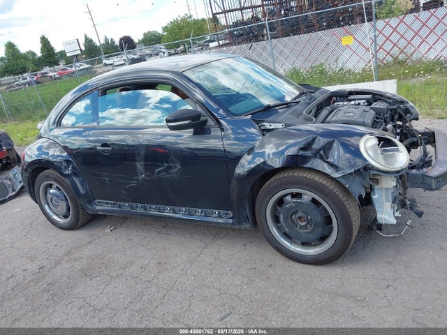 2016 Volkswagen Beetle 1.8t Classic მანქანა იყიდება აუქციონზე, vin: 3VWF17AT7GM639070, აუქციონის ნომერი: 45901762