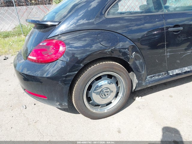 2016 Volkswagen Beetle 1.8t Classic მანქანა იყიდება აუქციონზე, vin: 3VWF17AT7GM639070, აუქციონის ნომერი: 45901762