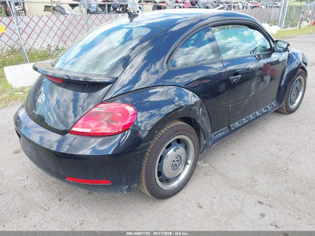 2016 Volkswagen Beetle 1.8t Classic მანქანა იყიდება აუქციონზე, vin: 3VWF17AT7GM639070, აუქციონის ნომერი: 45901762