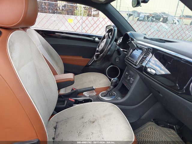 2016 Volkswagen Beetle 1.8t Classic მანქანა იყიდება აუქციონზე, vin: 3VWF17AT7GM639070, აუქციონის ნომერი: 45901762