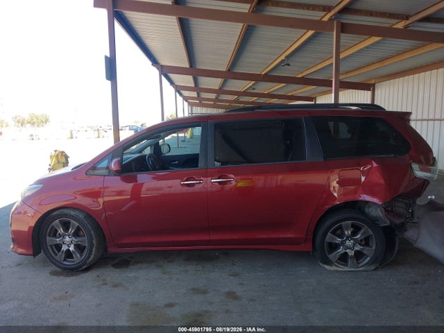 Toyota Sienna Se 8 Passenger 2017 5TDXZ3DC9HS876701 Image 14