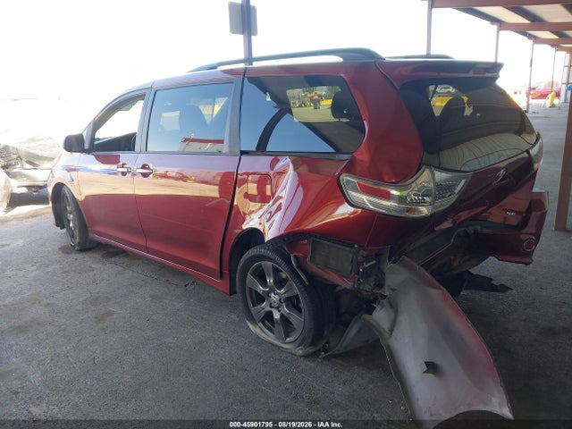 Toyota Sienna Se 8 Passenger 2017 5TDXZ3DC9HS876701 Image 3