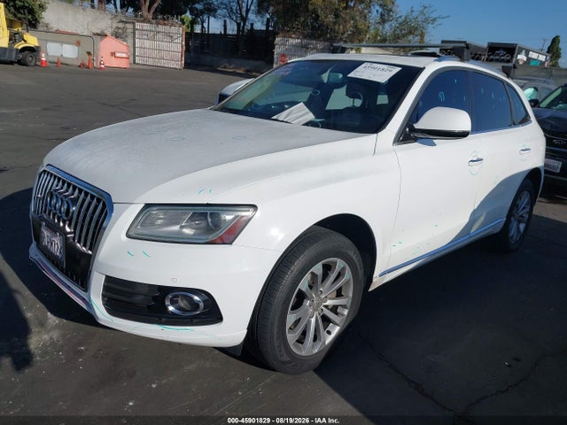 WA1LFAFP3FA106011 Audi Q5 2.0t Premium