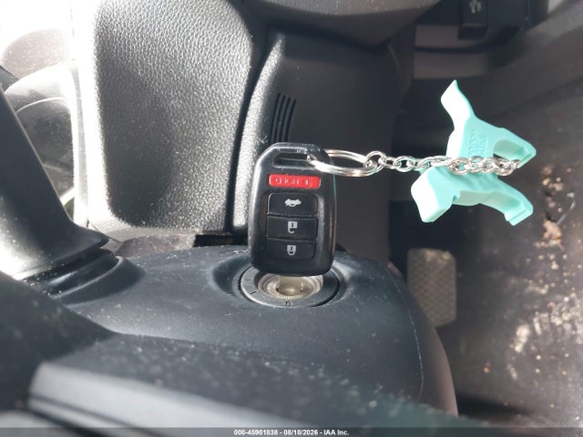 Продаж на аукціоні авто 2018 Honda Civic Lx, vin: 19XFC2F56JE043587, номер лоту: 45901838