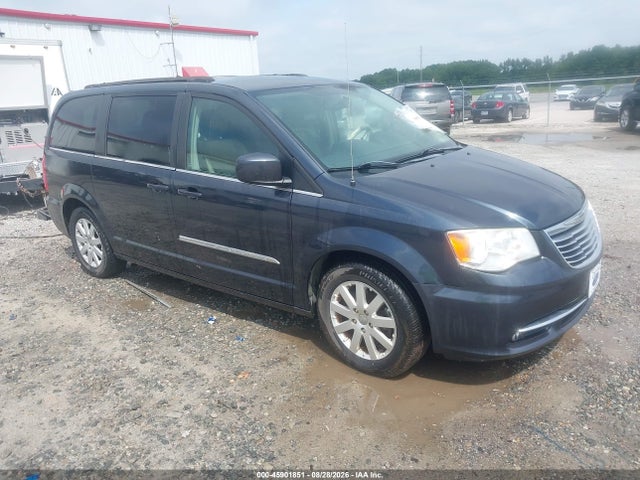 2014 Chrysler Town & Country Touring მანქანა იყიდება აუქციონზე, vin: 2C4RC1BG0ER398323, აუქციონის ნომერი: 45901851